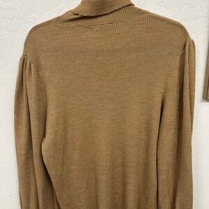 Jcrew merino woll turtle neck puff sleeves XL